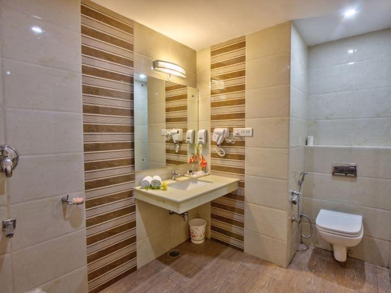 The Katoch Grand Resort Manāli Extérieur photo