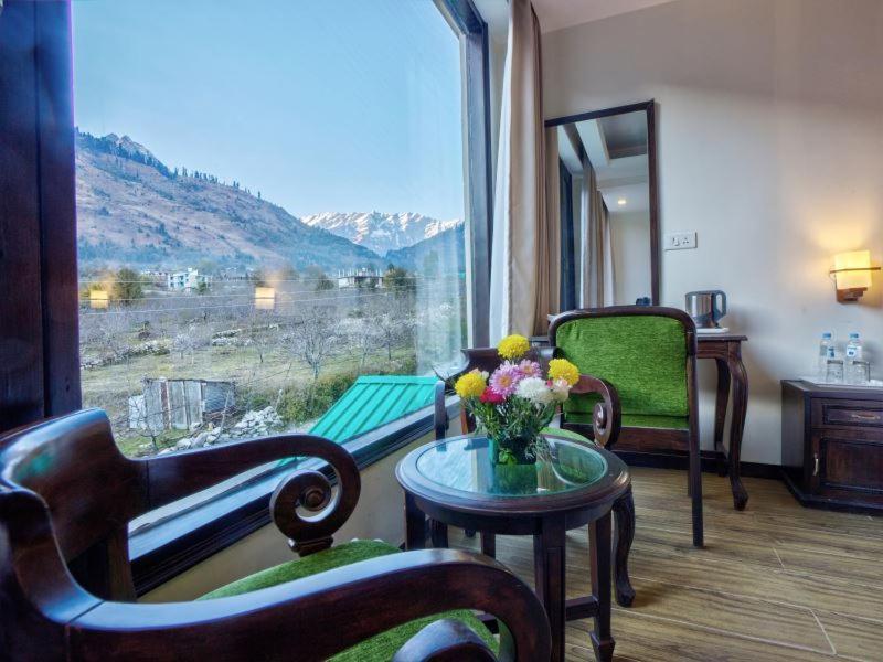 The Katoch Grand Resort Manāli Extérieur photo